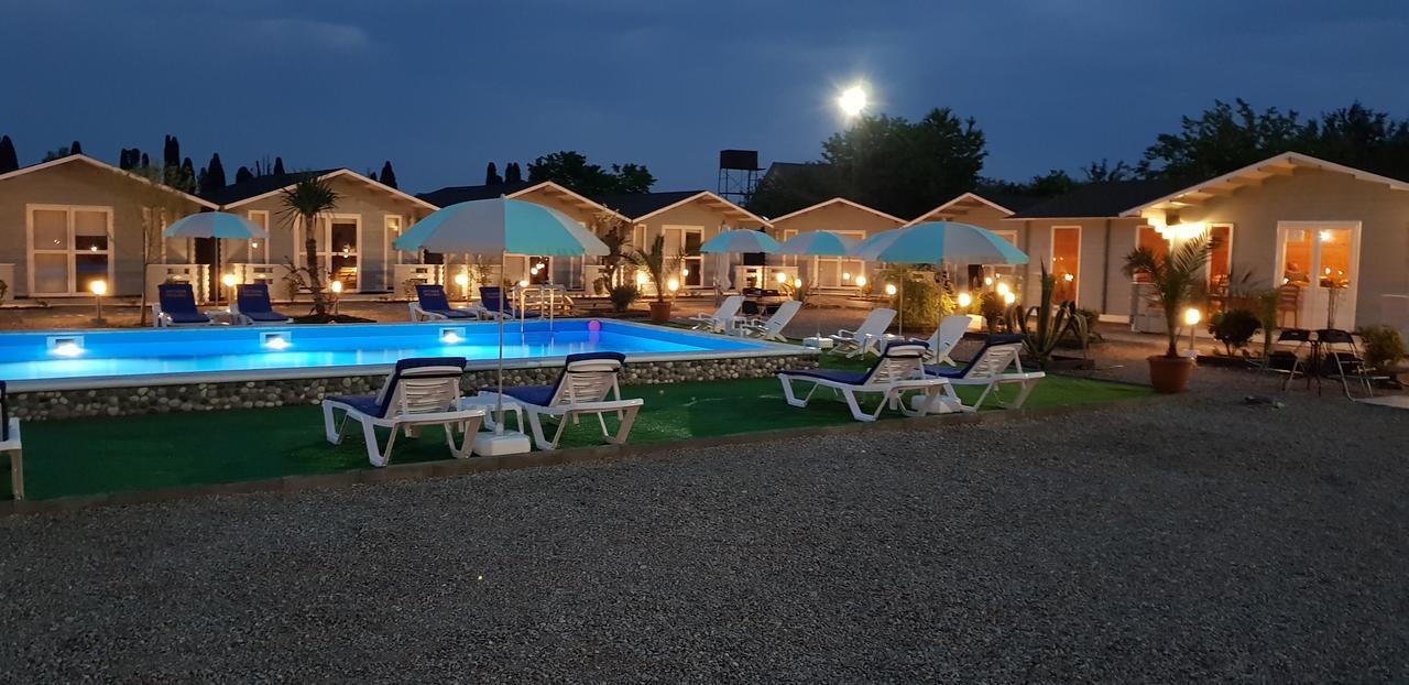 Letnjaya Skazka Hotel Alakhadze Bagian luar foto