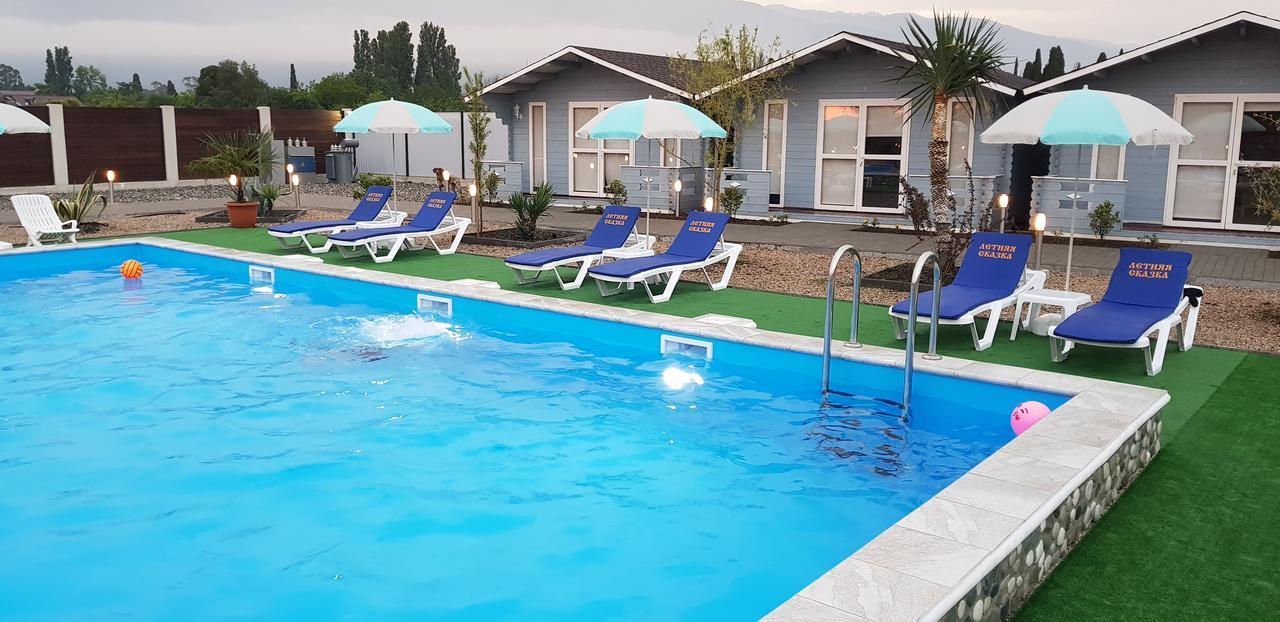 Letnjaya Skazka Hotel Alakhadze Bagian luar foto
