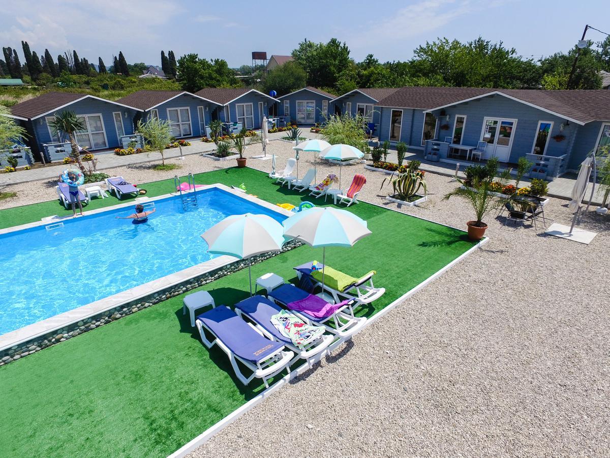 Letnjaya Skazka Hotel Alakhadze Bagian luar foto