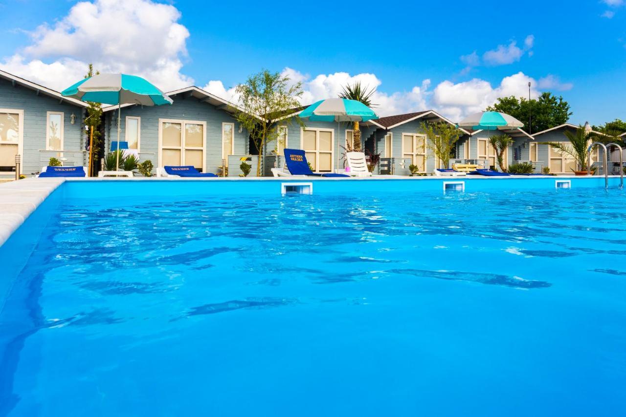 Letnjaya Skazka Hotel Alakhadze Bagian luar foto