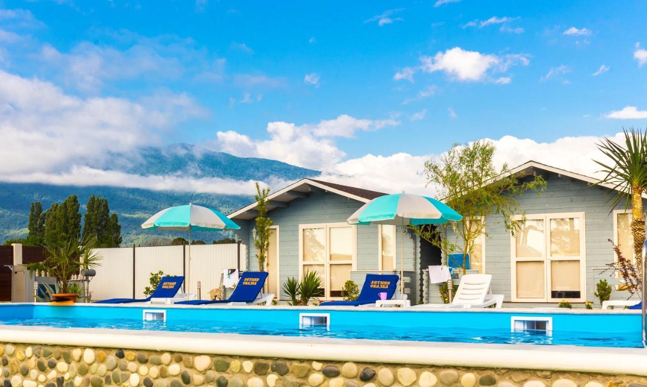 Letnjaya Skazka Hotel Alakhadze Bagian luar foto
